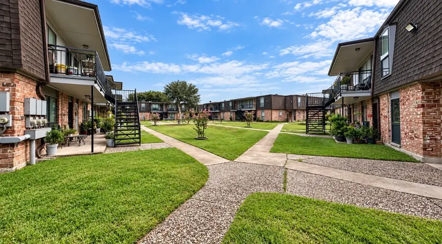 10802 Kingspoint Road #401, Houston, TX 77075 - #3