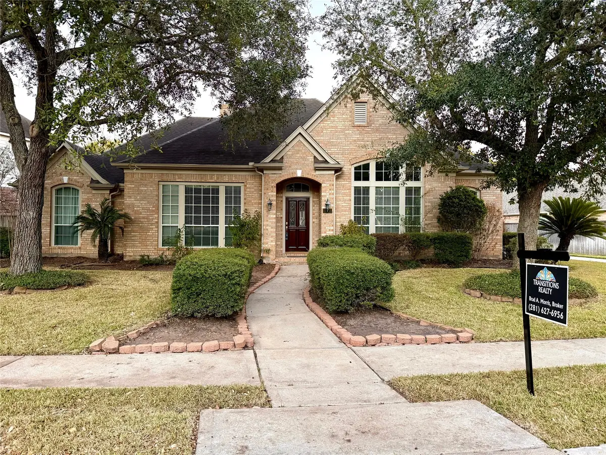 7439 Guinevere Drive, Sugar Land, TX 77479 - Image #1