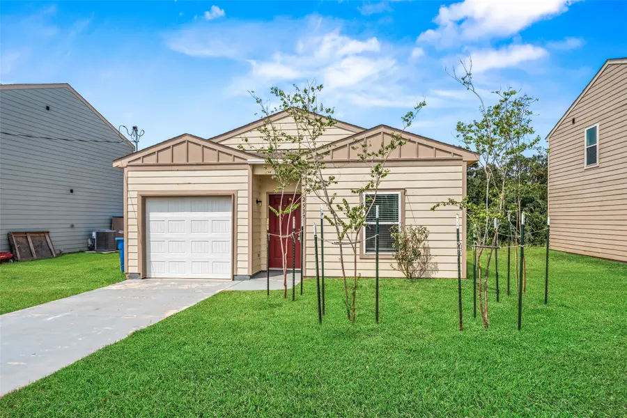 2537 18th Street, Hempstead, TX 77445 - #2