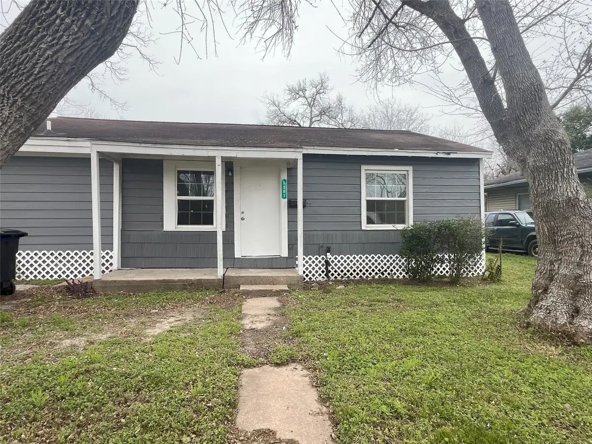 5301 Higgins Street, Houston, TX 77033 - #1