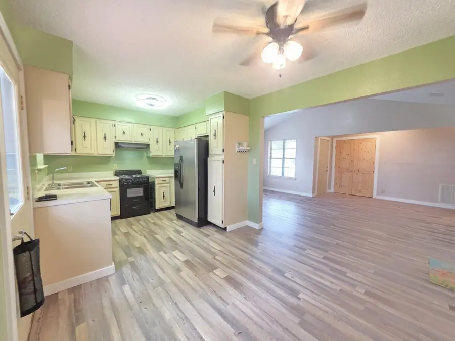 2207 Gontier Drive, Bay City, TX 77414 - #3