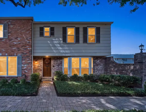 6457 Burgoyne Road #29, Houston, TX 77057