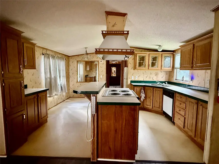 4 Watkins Drive, Lufkin, TX 75901 - #3