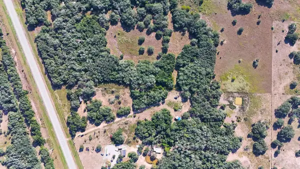 0 Hwy 90, Rock Island, TX 77470