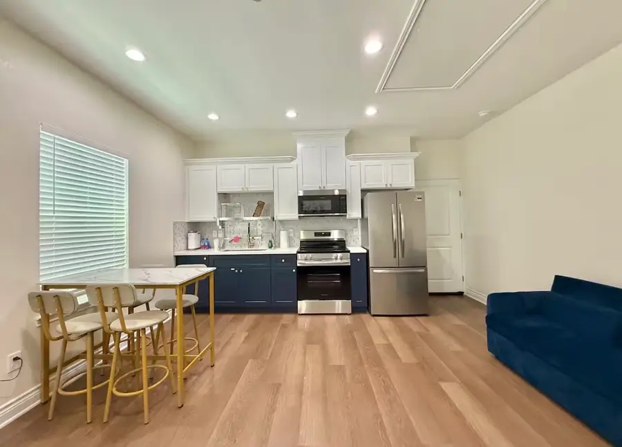 3513 Ursuline Street, Galveston, TX 77550 - Image #2