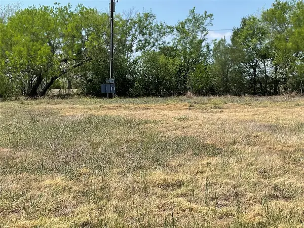 69 Horseshoe Drive, Gonzales, TX 78629