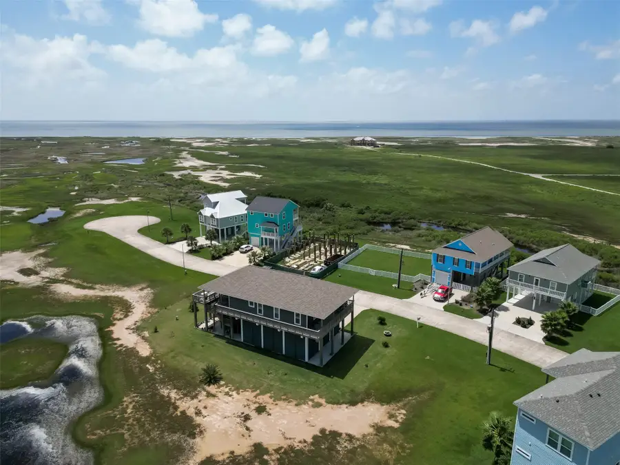 3730 Mendocino Drive, Galveston, TX 77554 - #2