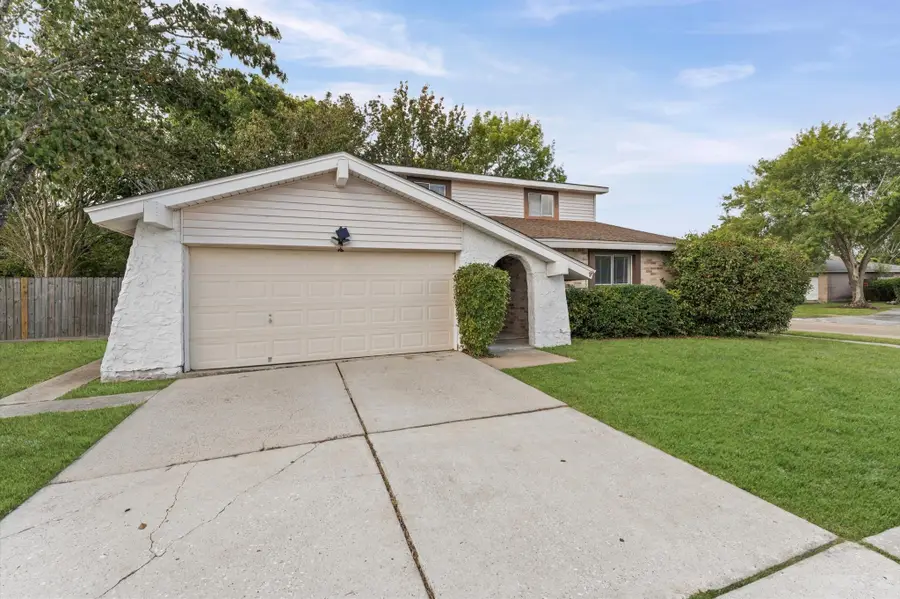 307 Countryside Drive, League City, TX 77573 - Image #3