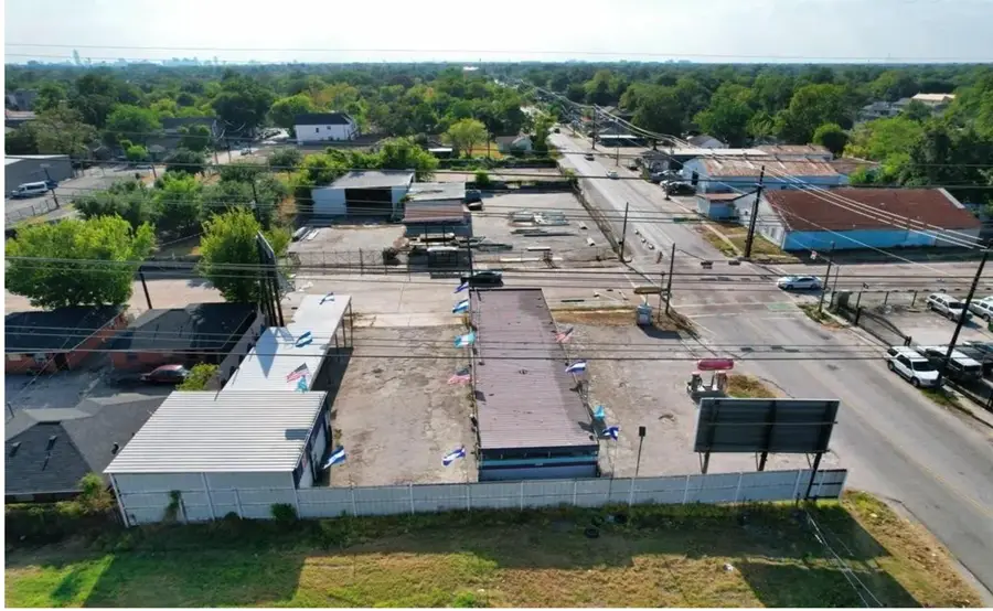 1602 Collingsworth Street Street, Houston, TX 77009 - Image #3