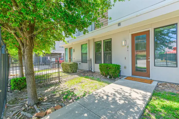 2401 Crawford Street #C1B, Houston, TX 77004