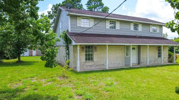 4513 S Meadows Street, Alvin, TX 77511