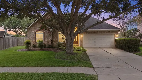3403 Appleton Drive, Pearland, TX 77584