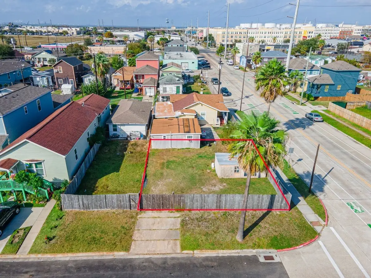 5302 Avenue L, Galveston, TX 77551 - Image #1