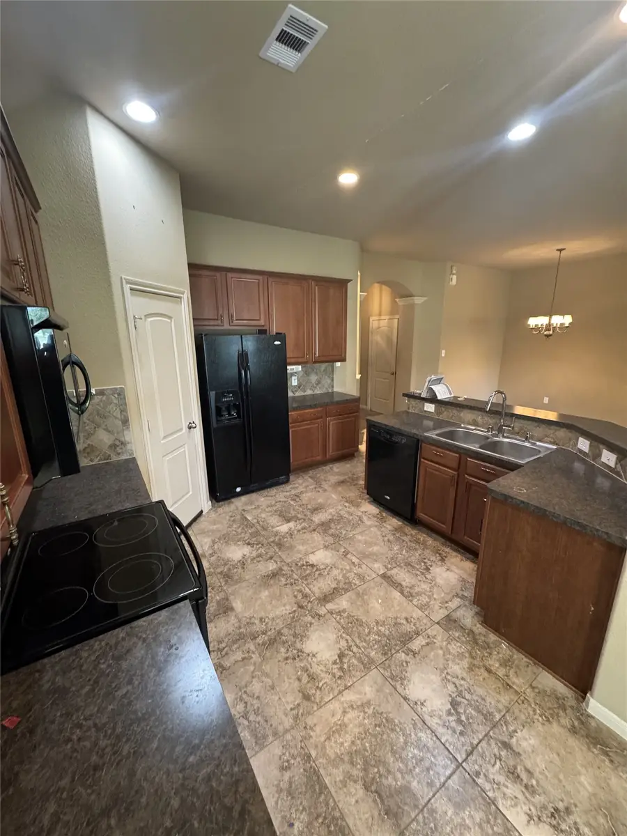 10502 Twin Circles Drive, Montgomery, TX 77356 - #3