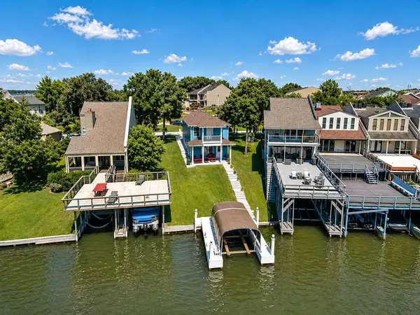 137 Capetown, Montgomery, TX 77356