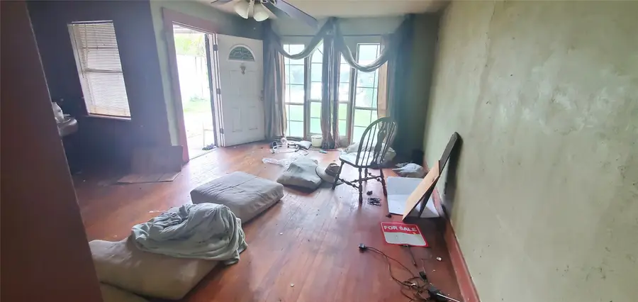 5606 Belarbor Street, Houston, TX 77033 - #2