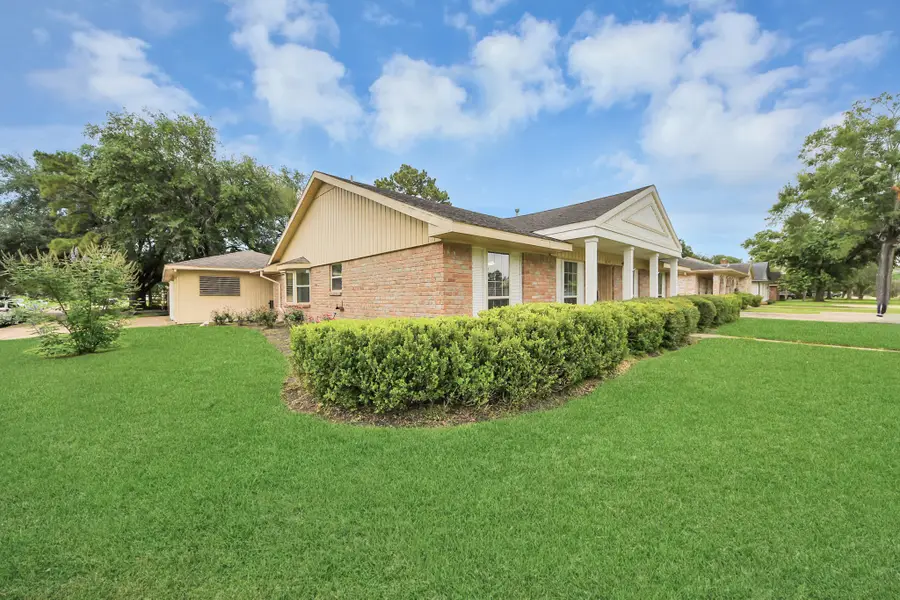 15703 El Camino Real, Houston, TX 77062 - #3