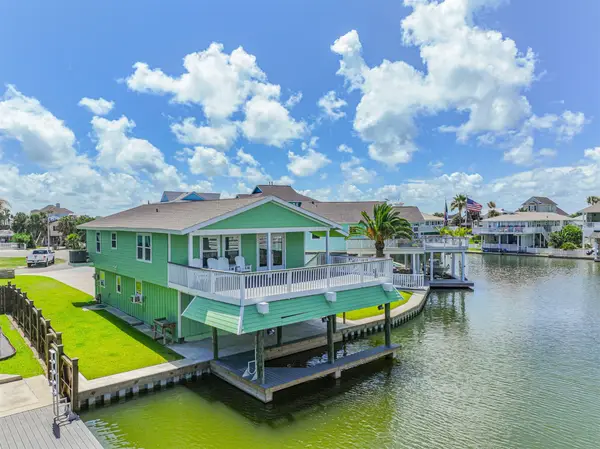 4222 Spanish Main, Jamaica Beach, TX 77554