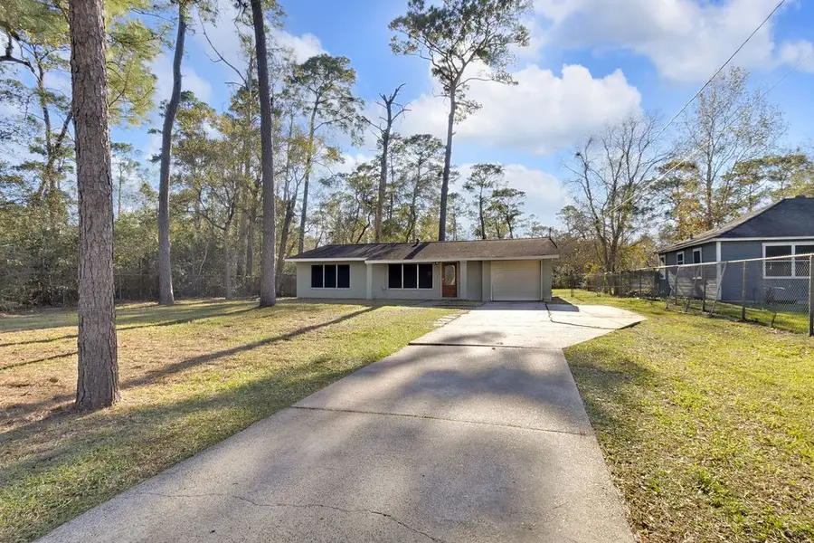 3122 Ash Drive, Dickinson, TX 77539 - Image #2