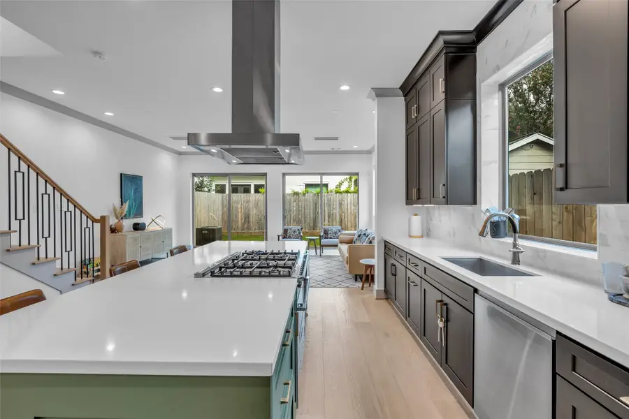 1724 Ridgewood Street, Houston, TX 77006 - #3