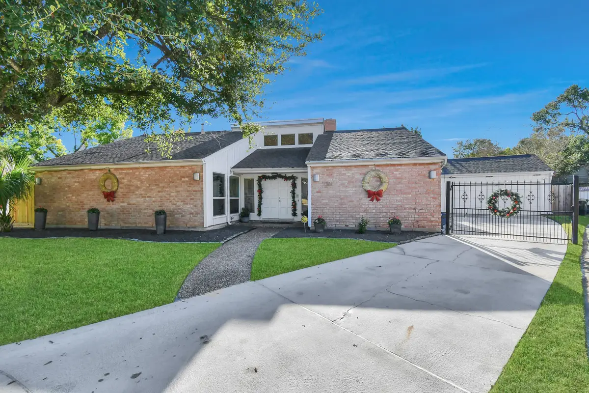 11307 Overbrook Lane, Houston, TX 77077 - Image #1