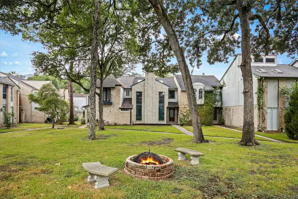 664 N Eldridge Parkway, Houston, TX 77079