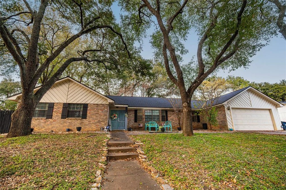 1203 Royce Rd, Brenham, TX 77833 BHGRE