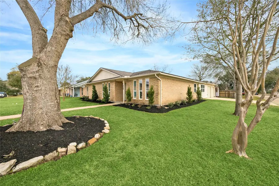 220 Oakwood Street, League City, TX 77573 - #2