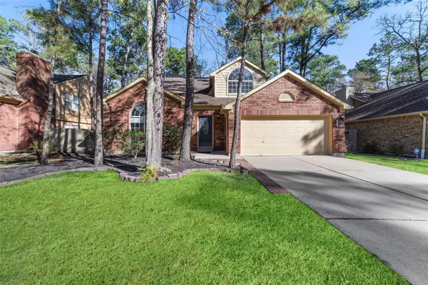 183 N Village Knoll Circle, The Woodlands, TX 77381