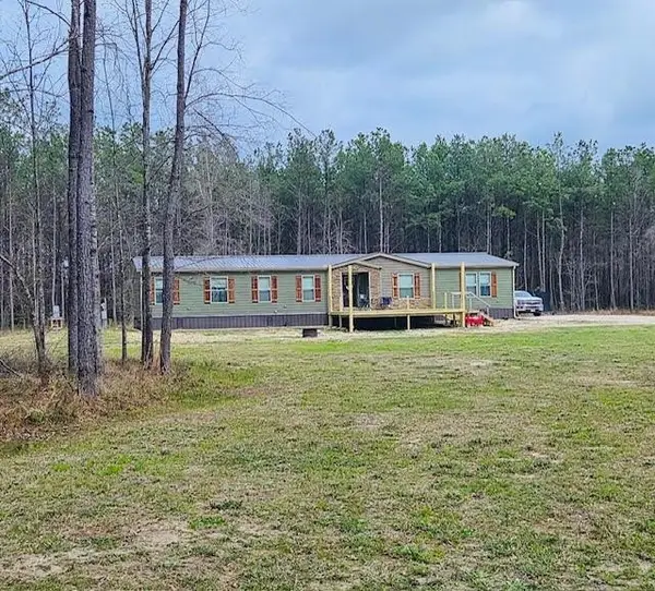 12273 Highway 12, Orange, TX 77632