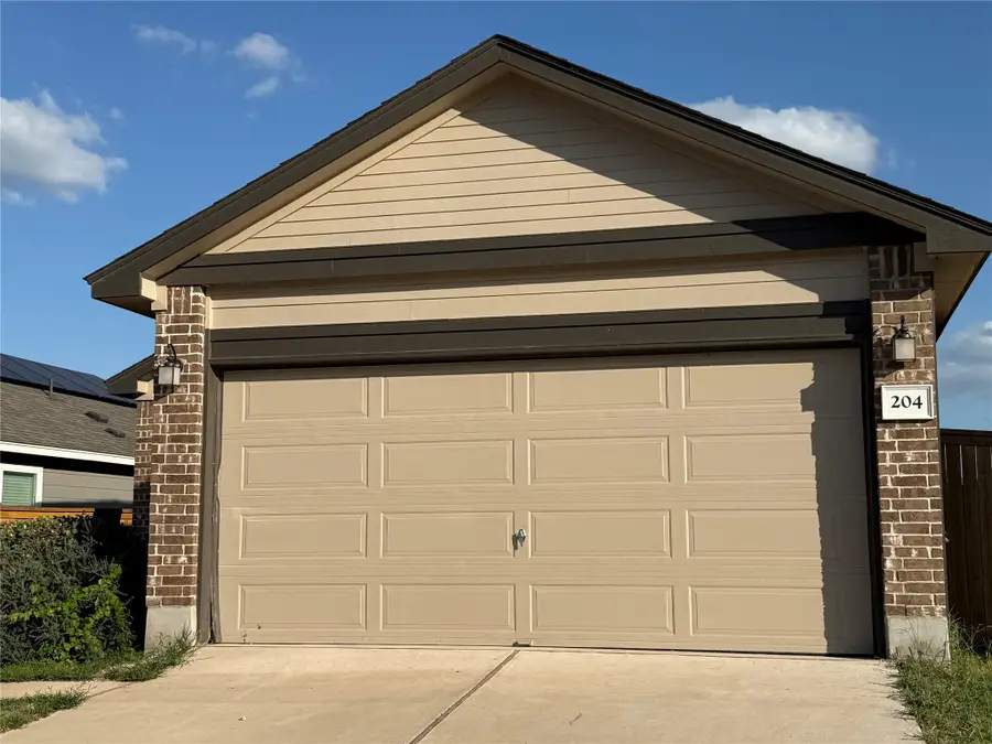 204 Lucky Texan Road, Jarrell, TX 76537 - #2