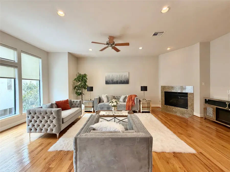 1910 Woodbury Street, Houston, TX 77030 - #2