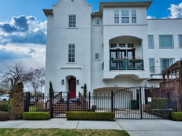 1203 E 28th Street, Houston, TX 77009 - Image #1