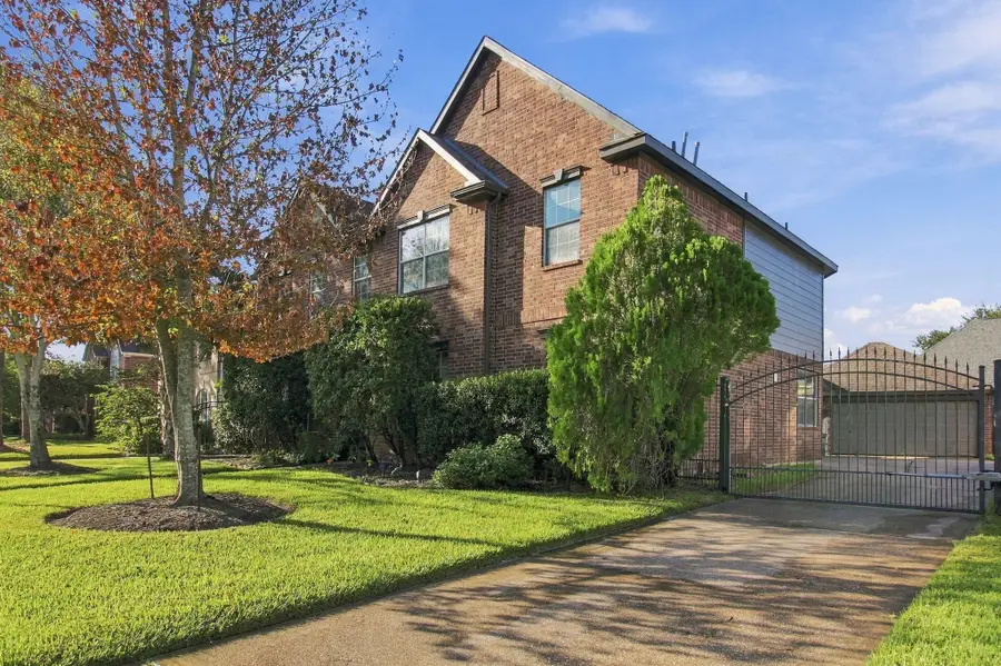 2922 Marble Falls Drive, Pearland, TX 77584 - #2