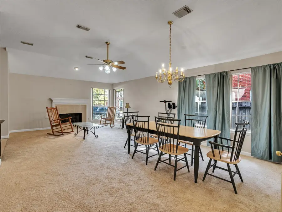 2902 Hollow Creek Drive, Houston, TX 77082 - Image #3