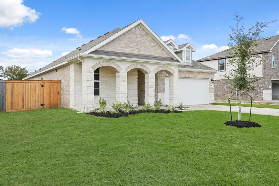148 Bayou Bend Boulevard, Angleton, TX 77515 - Image #2