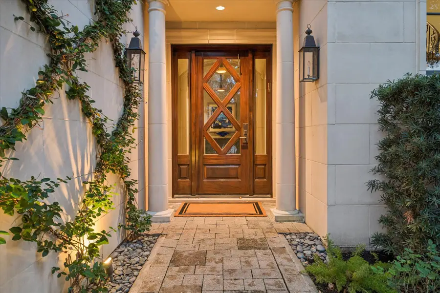 1225 Place Royale Way, Houston, TX 77056 - Image #3