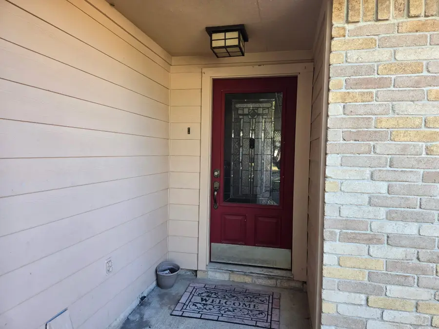 11615 Stone Bridge Drive, Houston, TX 77064 - Image #2