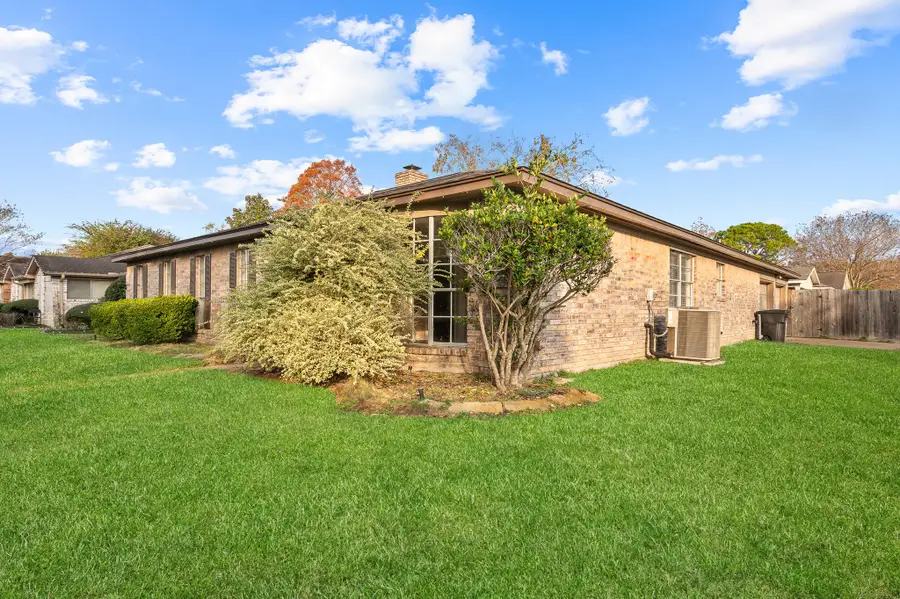 9302 Claridge Drive, Houston, TX 77031 - #3