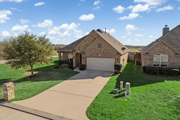 19003 Minero Lane, Montgomery, TX 77356