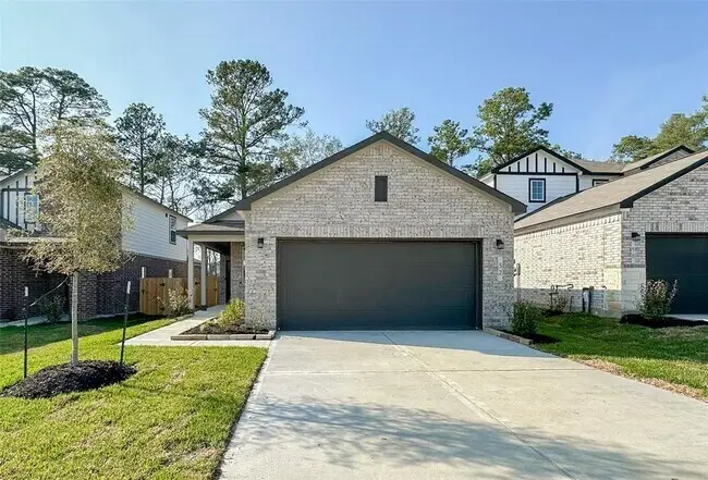 52 Valiant Ridge Trail, Magnolia, TX 77354 - Image #3