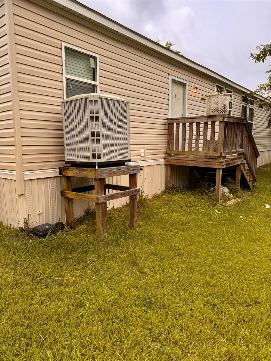 7903 Spivey Road, Highlands, TX 77562 - #2