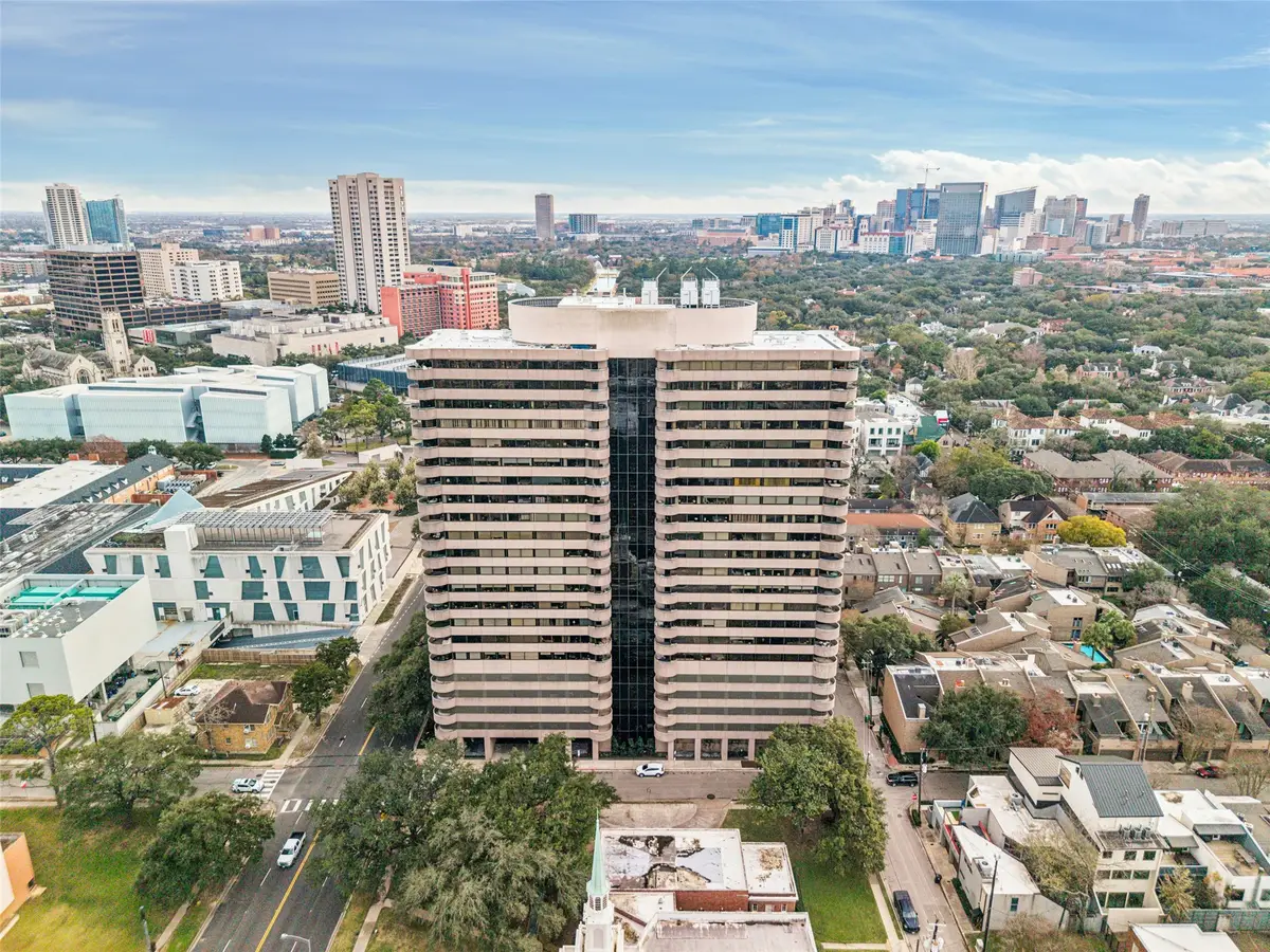 5000 Montrose Boulevard #10B, Houston, TX 77006 - Image #1