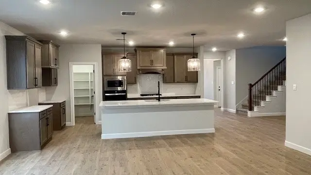 15189 Ty Marshall Ct, College Station, TX 77845 - Image #3