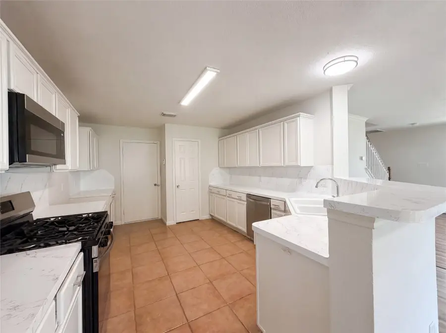 2711 Skyview Trace Court, Houston, TX 77047 - #2
