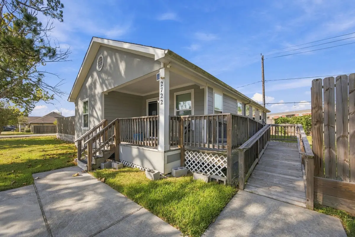 2722 Vega St, Houston, TX 77088 - #1