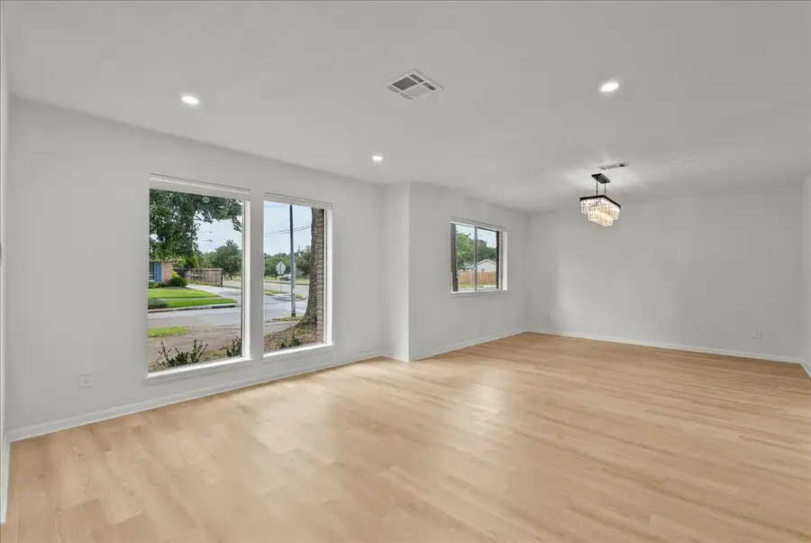 5762 Birdwood Road, Houston, TX 77096 - #3