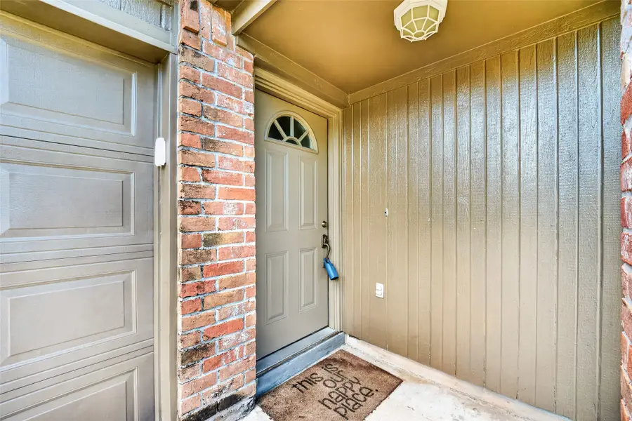 11803 Brook Meadows Lane, Meadows Place, TX 77477 - #3