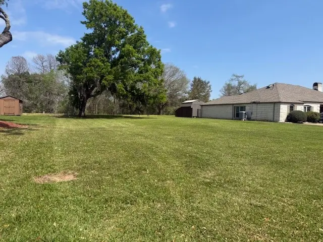 2225 Riverside Drive, West Columbia, TX 77486 - #2