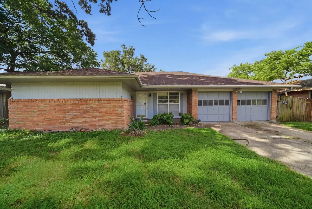 6633 Sandstone Street, Houston, TX 77074 - #1